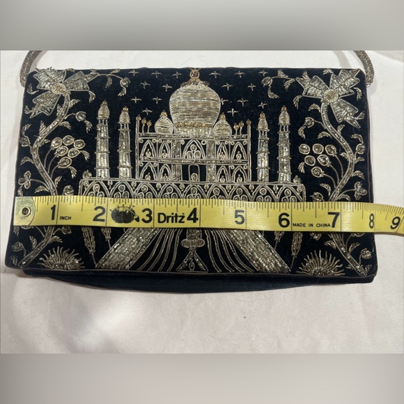 Vintage Black Velvet Evening Clutch With Double Beaded Raised Scenic Taj Mahal - Picture 4 of 16